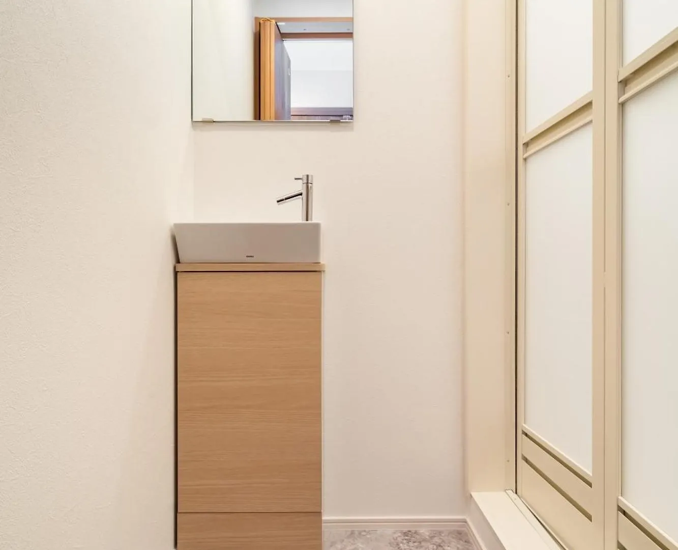 89, Yahiro 1, Detached House For Rent Villa Tokyo 0*,  Japan